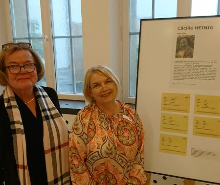 Karin Heinig und Barbara Trettner im Deutschen Exilarchiv in Leipzig