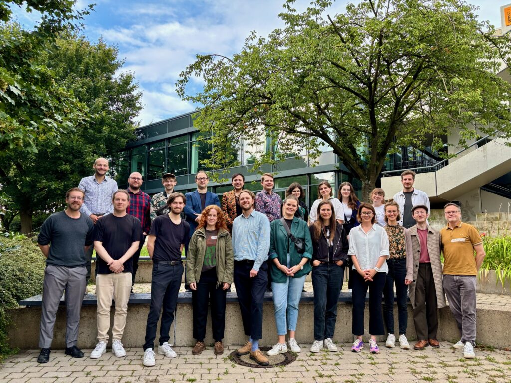Gruppenbild der Teilnehmenden am Collegium Musicum Populare in Paderborn, 2025.