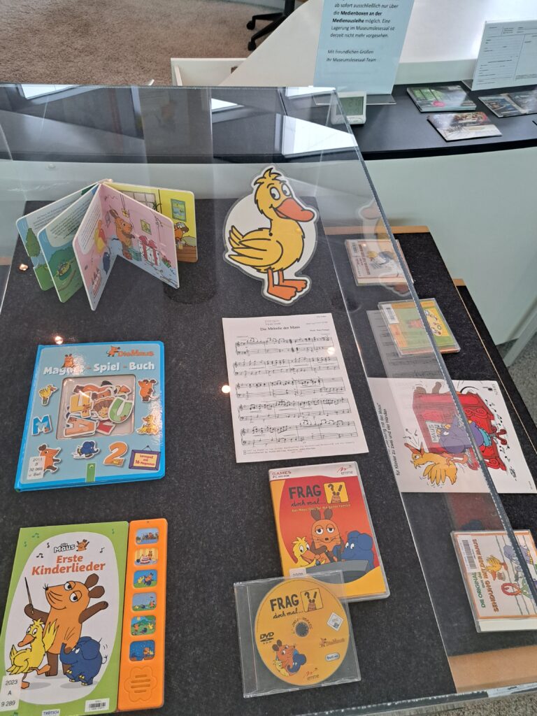 Verschiedene Medien rund um "die Maus".