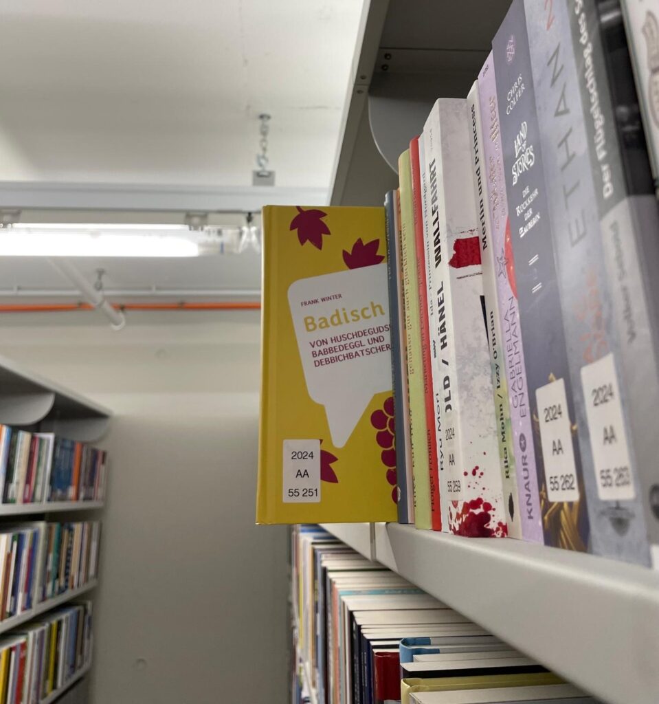 Das Buch Badisch im Regal des Büchermagazins der DNB